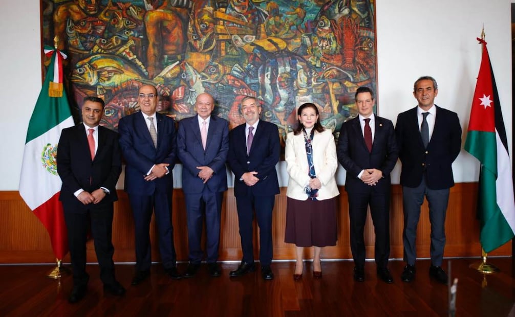 Encuentro del canciller Juan Ramón de la Fuente con el presidente del Senado de Jordania, Faisal Akef Al-Fayez, este jueves 26 de marzo. Foto: X @SRE_mx