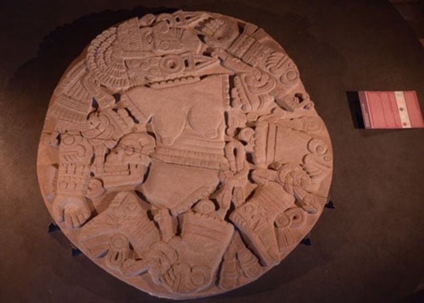 El monolito de Templo Mayor que cayó durante la toma de Tenochtitlán y fue descubierto en 1978