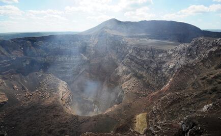 Astronauta descenderá a lago de lava de un volcán