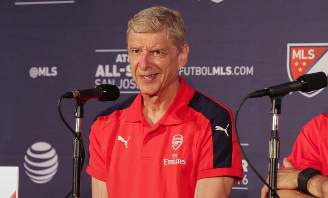 Vela, uno de los mejores delanteros en Europa: Wenger