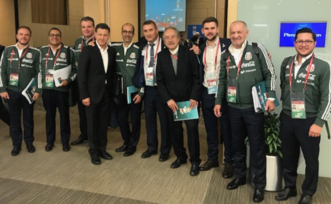 Cortesía. Juan Carlos Osorio y la delegación Mexicana durante la visita de las sedes mundialistas