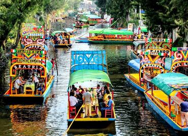 Ya puedes reservar una trajinera de Xochimilco en internet