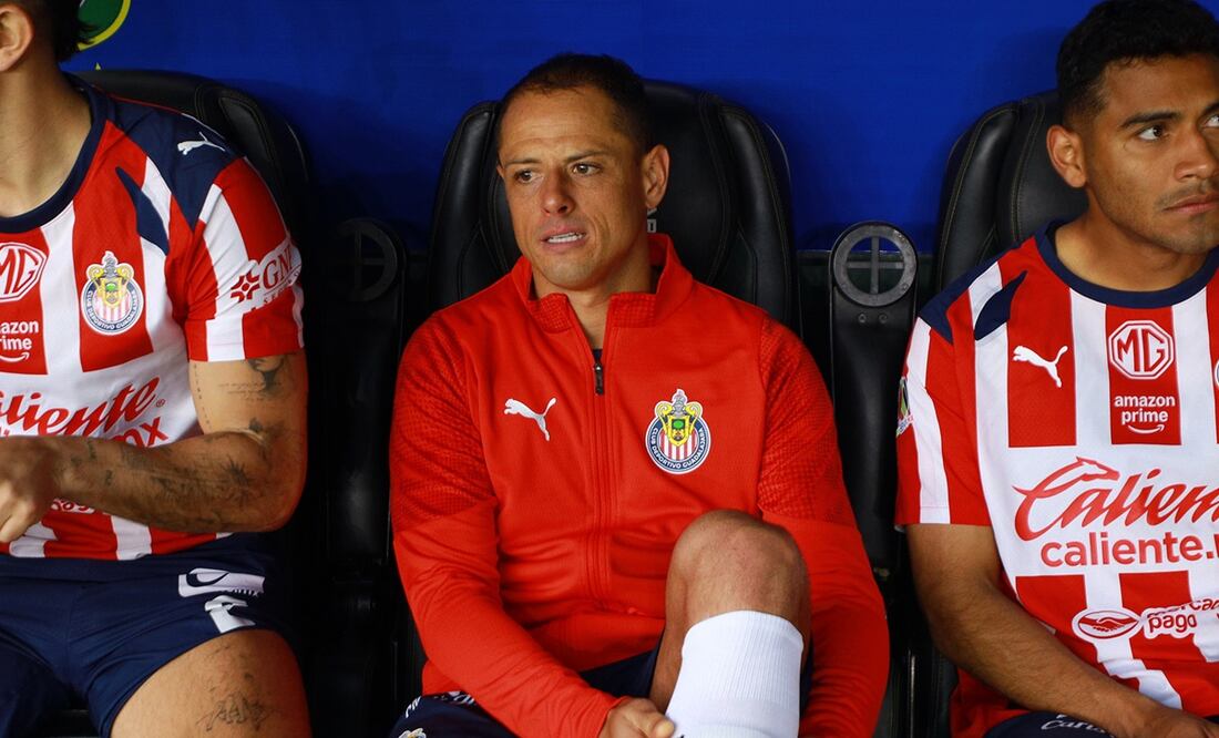 Chicharito es "cepillado" por Chivas para enfrentar a Juárez / Foto: Imago7