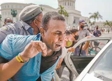 Biden sanciona a la Policía Nacional de Cuba