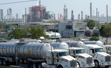 Petróleo mexicano cae a 32.98 dólares, el menor precio en más de 4 meses 