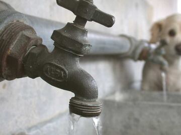 Reportan nueva fuga de agua en el ramal Tláhuac-Mixquic; deja a miles de habitantes sin agua en Nezahualcóyotl