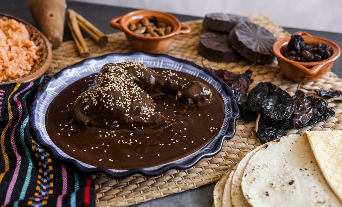 Receta Mole Negro. Foto: iStock