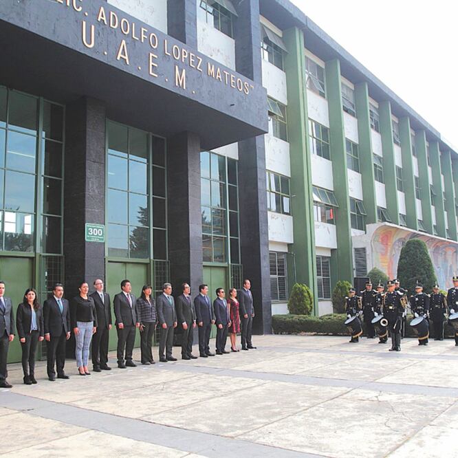 El pago que realizó la Sefin no ingresó a la UAEM, los exfuncionarios triangul a ro n el dinero a través de empresas y simulación de becas, reveló el jurídico. TOMADA DE FACEBOOK