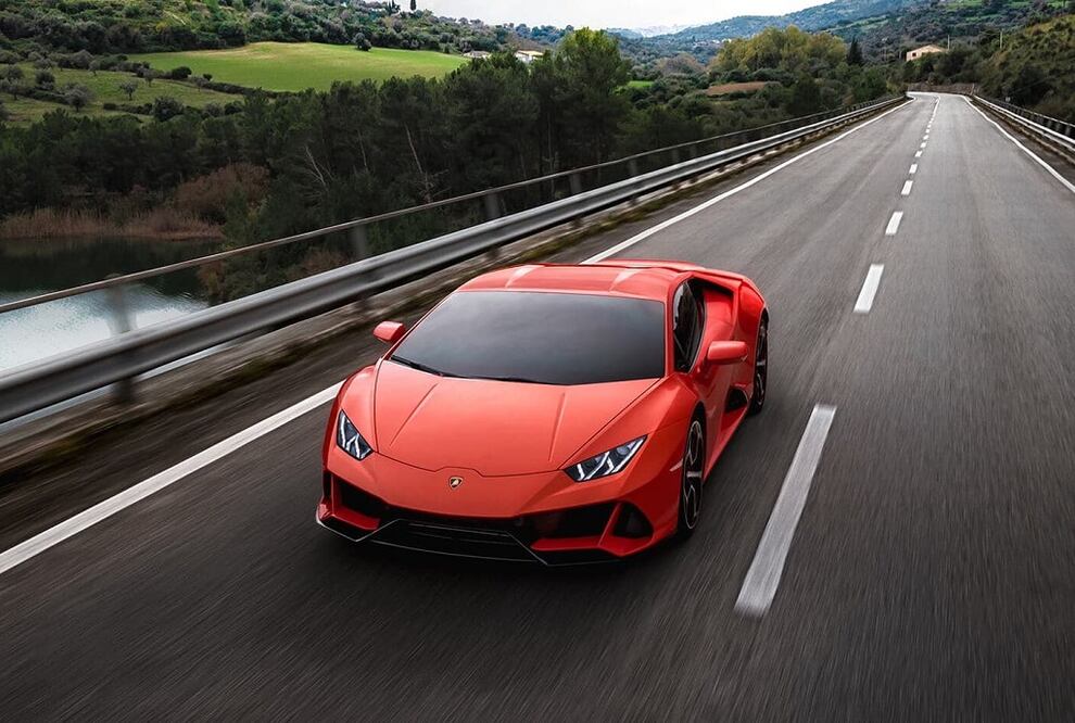 Lamborghini limitará a 8 mil unidades su producción