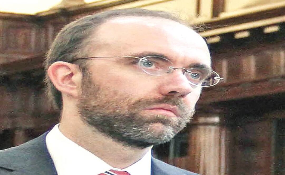 RODRIGO BARROS. Titular de Unidad de Política de Ingresos de SHCP