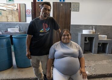 FOTOS: Por temor a ser separados de sus hijos, migrantes se olvidan del sueño americano