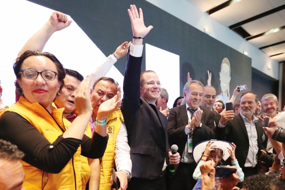 Tras el debate, Ricardo Anaya festejó en un hotel de la Ciudad de México. Foto: ARIEL OJEDA. EL UNIVERSAL