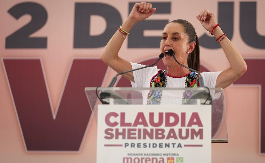 Claudia Sheinbaum, candidata a la presidencia de México por la coalición Sigamos Haciendo Historia, encabezó un mítin en el centro de Campeche. Foto: Diego Simón / EL UNIVERSAL