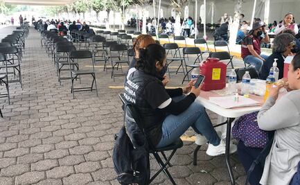 Vacunación en Edomex, sin filas para treintañeros