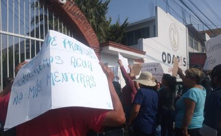 Habitantes de Chimalhuacán protestan y bloquean avenida del Peñón por falta de agua
