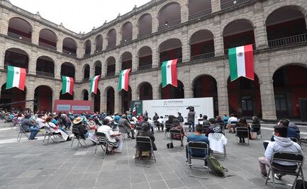 FGR ejecutará órdenes de aprehensión contra militares por caso Ayotzinapa: AMLO