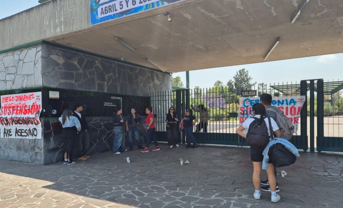 Acuden por reembolsos por festival Axe Ceremonia; Parque Bicentenario permanece cerrado. Foto: Jorge Alejandro Medellín