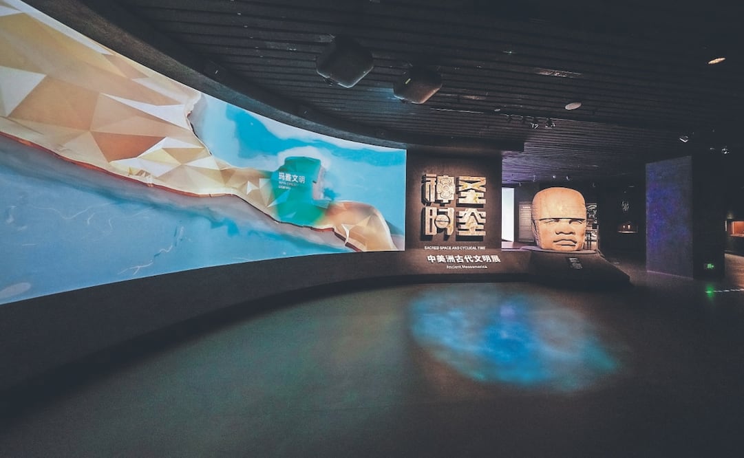 La Cabeza Colosal 4 de San Lorenzo, junto con otras 803 piezas, se exhibe desde el pasado 8 de julio en el Museo de Shanghái. Foto: INAH