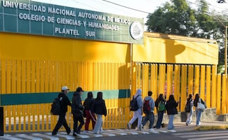 Entre nerviosismo y entusiasmo, estudiantes del CCH Sur regresan a clases presenciales; exigen seguimiento a medidas de seguridad