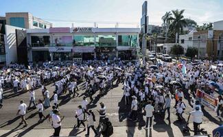 Alito Moreno destaca marcha por seguridad en Sinaloa; culpa a Rocha Moya por permanencia del crimen organizado en el estado