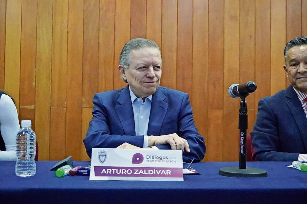 Arturo Zaldívar lamentó que hay quienes quieren que México vuelva a ser una colonia. Foto: Especial