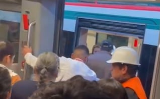 Usuarios del Tren Interurbano "El Insurgente" exhiben fallas tras corto circuito; acusan falta de protocolos