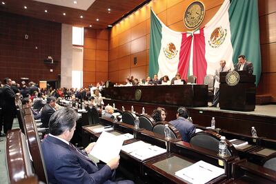 Congreso recula en 3de3 y abre puerta a cambios