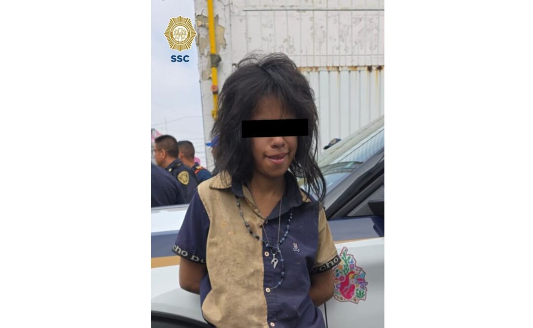 Detienen a mujer en situación vulnerable por incendiar un auto.  Foto: Especial