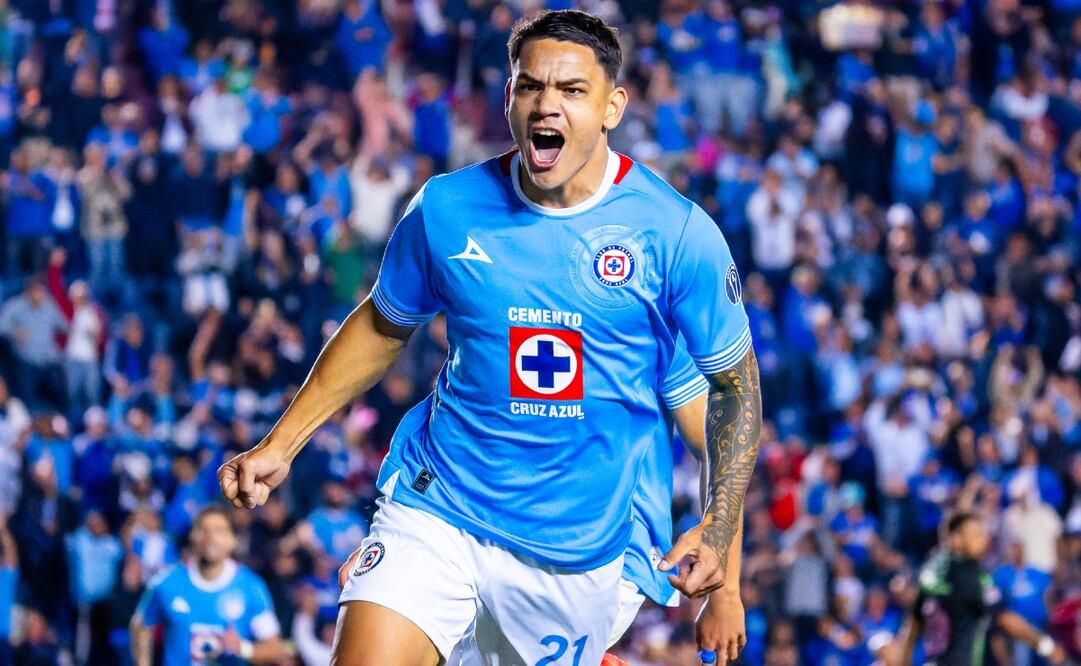 El 'Toro' Fernández sobre su regreso con Cruz Azul: La pasé jodido, pero ahora estoy feliz - Foto: Imago7