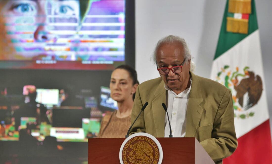 Cristián Calónico Lucio en la mañanera de Sheinbaum del 9 de mayo de 2025. Foto: Carlos Mejía/EL UNIVERSAL