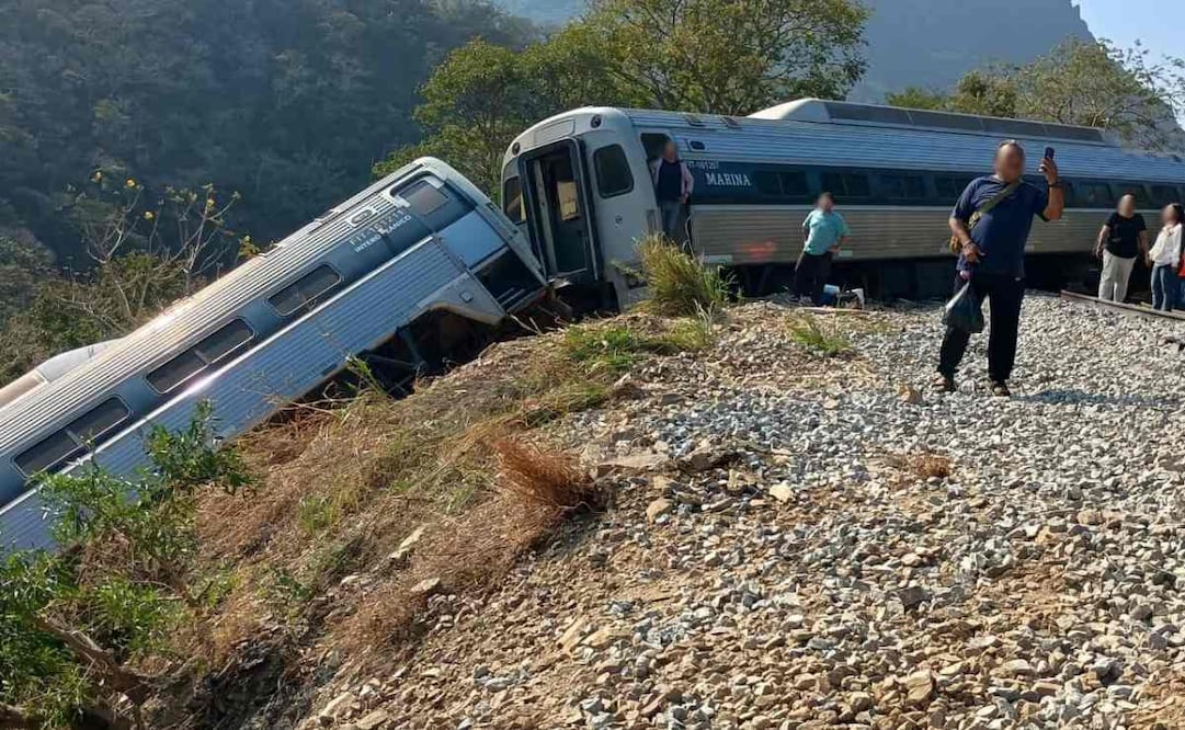 Tren Interoceánico se descarrila con 250 personas a bordo en Oaxaca este domingo 28 de diciembre de 2025. Foto: Especial