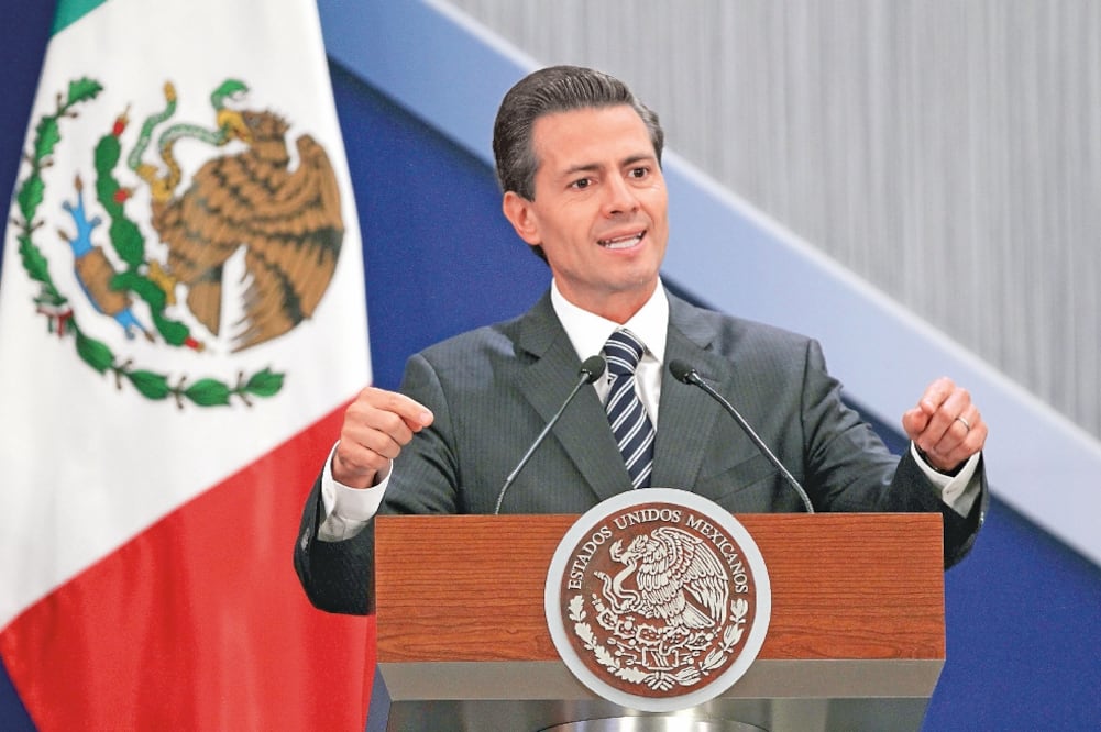 El presidente Enrique Peña Nieto informó en un documento que la PGR detuvo a ocho personas por introducir armas de fuego al país. (ARCHIVO EL UNIVERSAL)