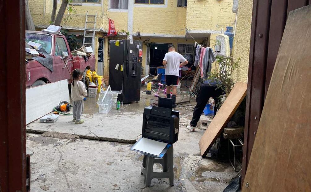 Martha Guerrero, dio a conocer que fueron más de 500 viviendas las afectadas por la precipitación pluvial del domingo pasado.
Foto: Emilio Fernández