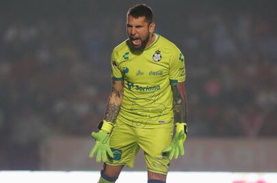 Jonathan Orozco, baja del Tri por Lesión