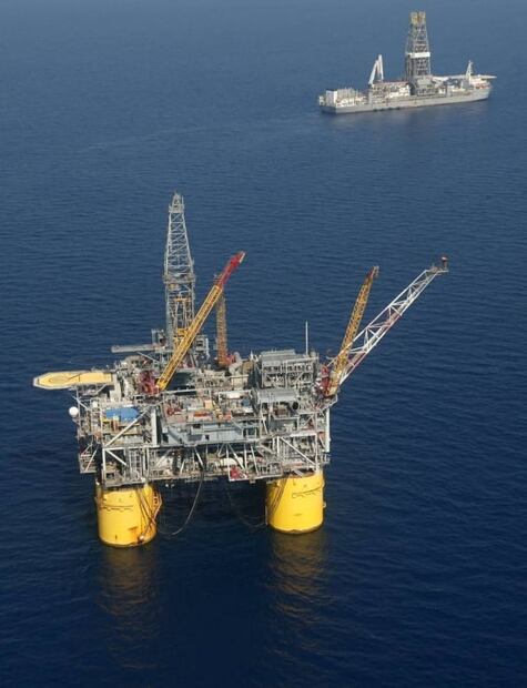 Superpeso tiene su peor semana en 9 meses; hay cautela por incertidumbre del sector bancario en EU