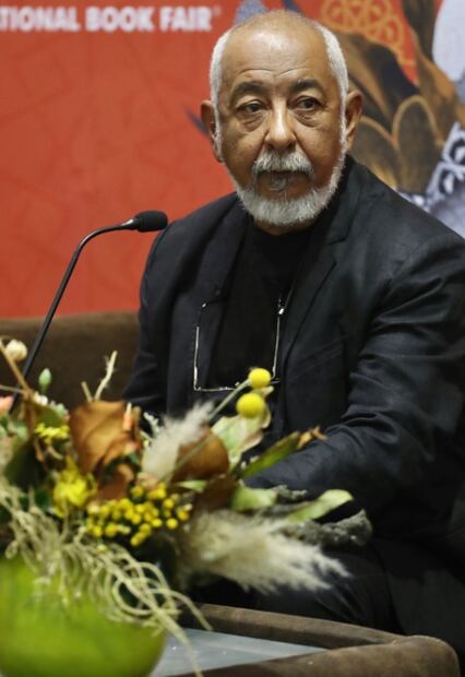 Prostitución, corrupción y censura en "Personas decentes", la nueva novela de Leonardo Padura