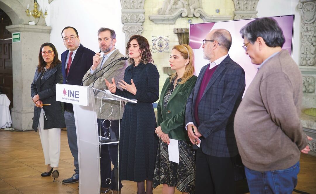 Consejeros del INE anunciaron que interpondrán dos acciones de inconstitucionalidad ante la Suprema Corte de Justicia de la Nación para buscar frenar el plan B de reforma electoral. Foto: Germán Espinosa / EL UNIVERSAL