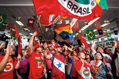 Lula alarga su agonía judicial