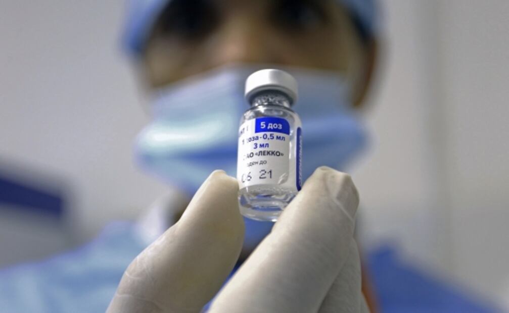 Rusia celebra la “puesta en órbita” de la vacuna Sputnik V