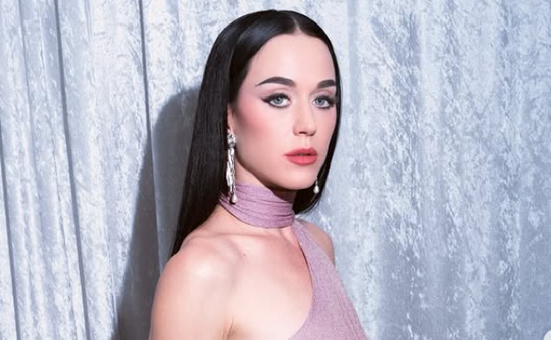 Sus primeros años en la música fueron en el gospel, donde lanzó su primer álbum bajo el nombre de Katy Hudson.