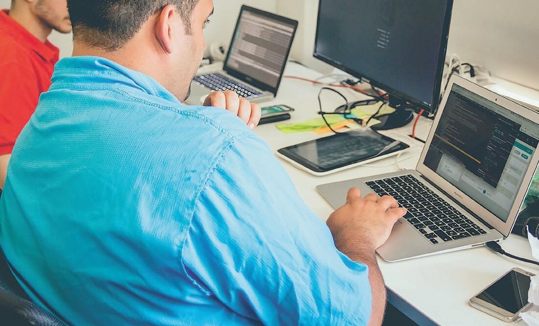 Interés de mercado mexicano. Bnext registra más de 175 mil solicitudes en línea de usuarios que quieren probar la nueva tarjeta, informó la empresa. Foto: ARCHIVO EL UNIVERSAL