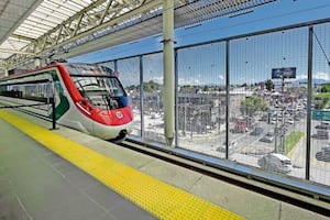 Pagan 122 mdp por el seguro para el Tren El Insurgente 