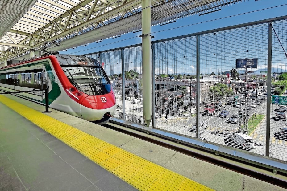 De acuerdo con Banobras, actualmente el Tren Interurbano moviliza a 150 mil personas. Foto: Archivo / EL UNIVERSAL