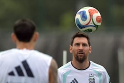 Messi apunta al triunfo en su sexto Mundial: Scaloni confirma que será fundamental para Argentina