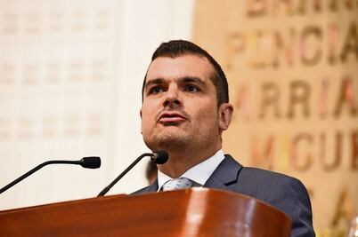 Buscan desaparecer poderes en Guerrero y Michoacán