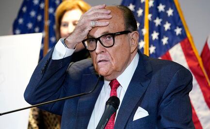 Policía de EU registra el departamento de Rudy Giuliani, abogado de Donald Trump