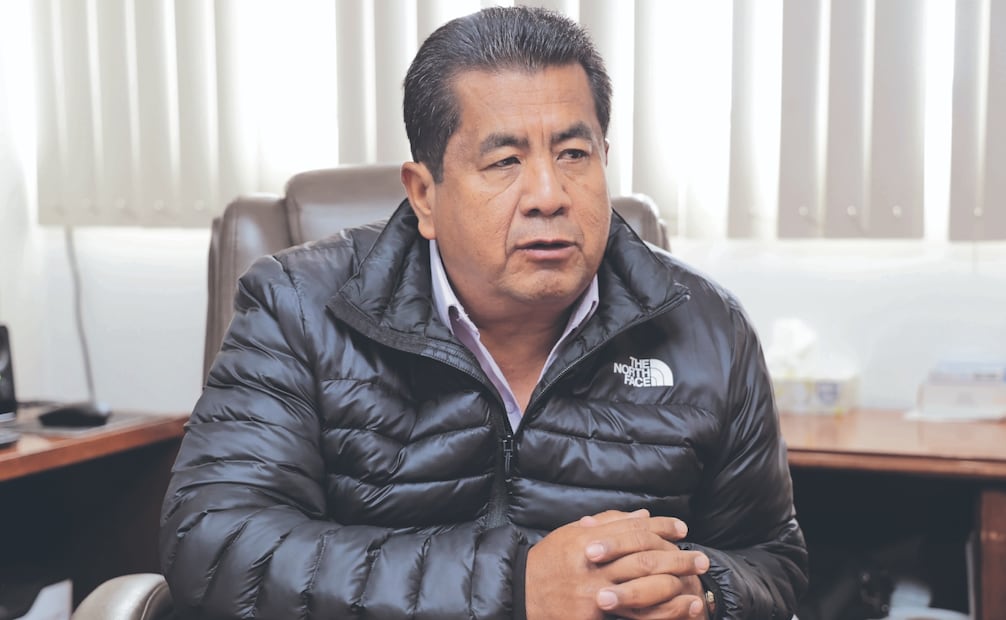 Reyes Martínez, director general de la planta, señaló que se busca dejar de usar cantera y abonar al cuidado del medio ambiente. Fotos: de Fernanda Rojas. El Universal