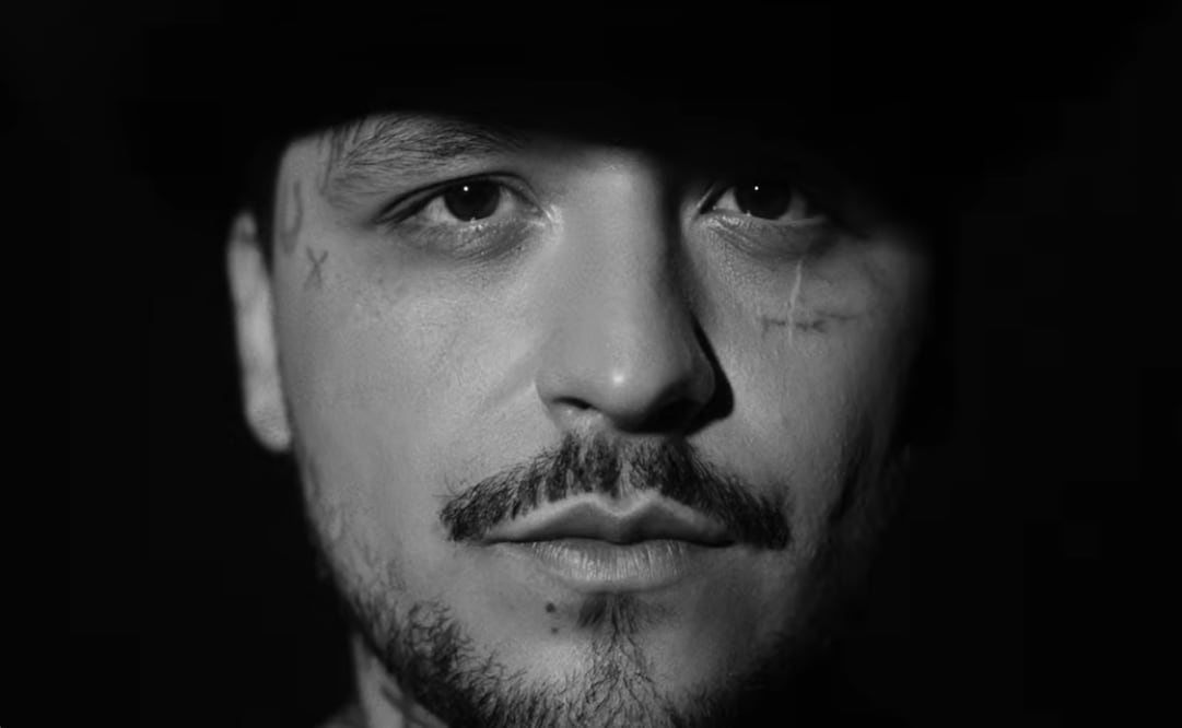 Christian Nodal lanza nuevo disco en medio de la confrontación legal por su nombre con sus padres.