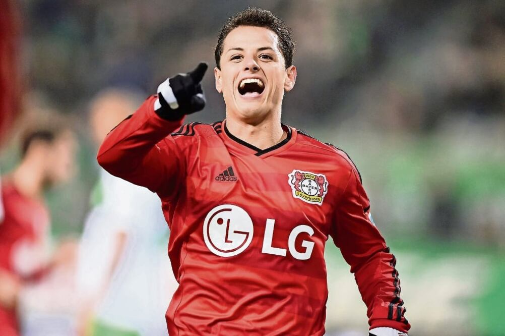 Javier Hernández hiló siete partidos anotando y hoy más que nunca el Bayer Leverkusen necesita de su aportación para escalar posiciones (ARCHIVO EL UNIVERSAL)