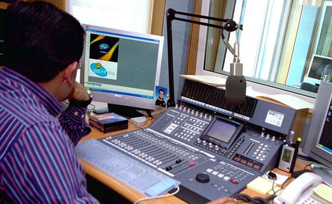 Falla sistema para licitar frecuencias de radio FM